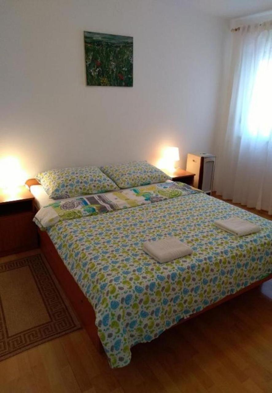 Apartments Dobri - 500M From Beach Hoek van Holland Ngoại thất bức ảnh