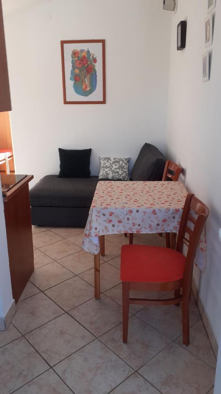Apartments Dobri - 500M From Beach Hoek van Holland Ngoại thất bức ảnh