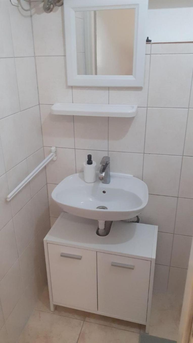 Apartments Dobri - 500M From Beach Hoek van Holland Ngoại thất bức ảnh
