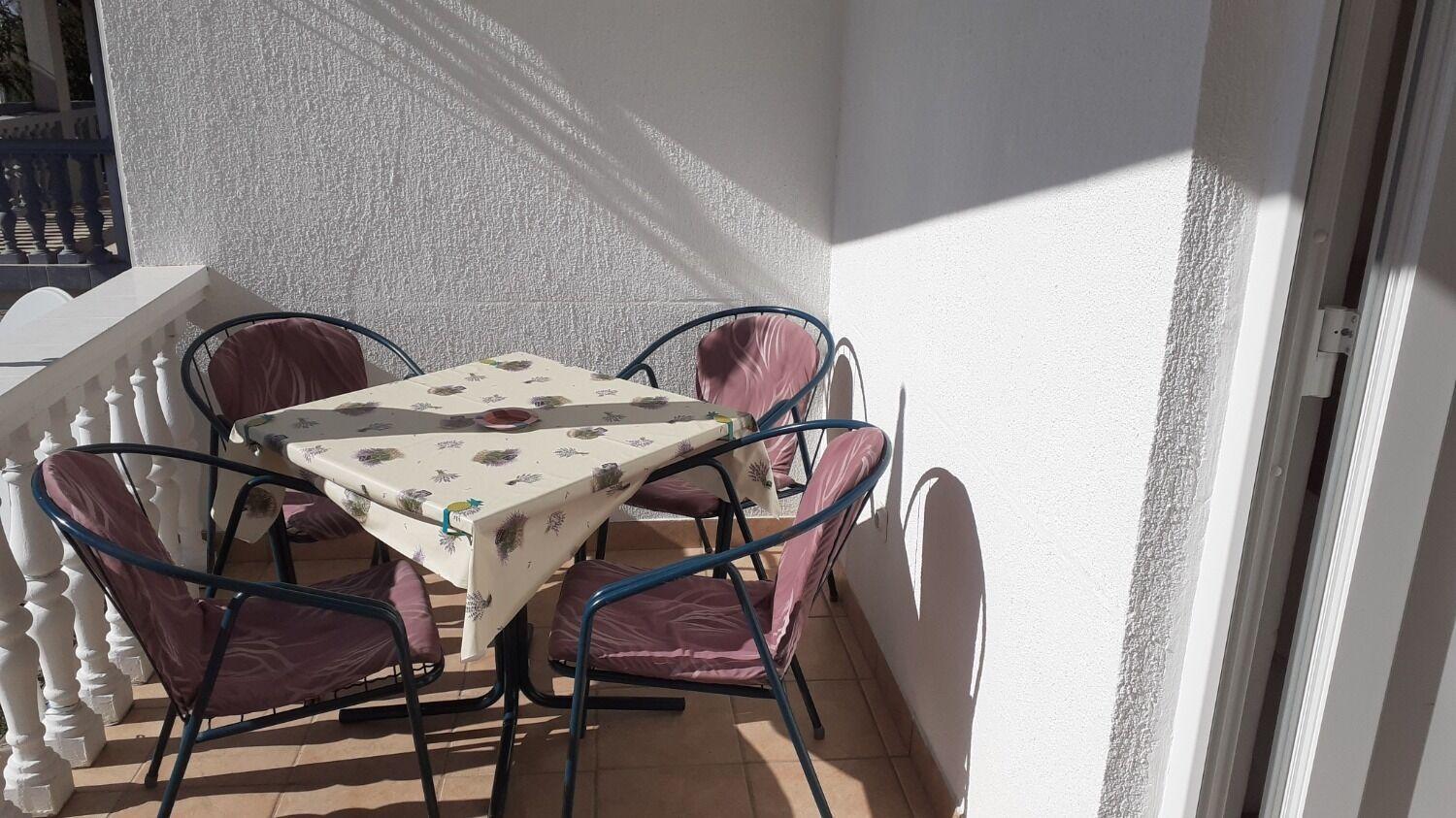 Apartments Dobri - 500M From Beach Hoek van Holland Ngoại thất bức ảnh