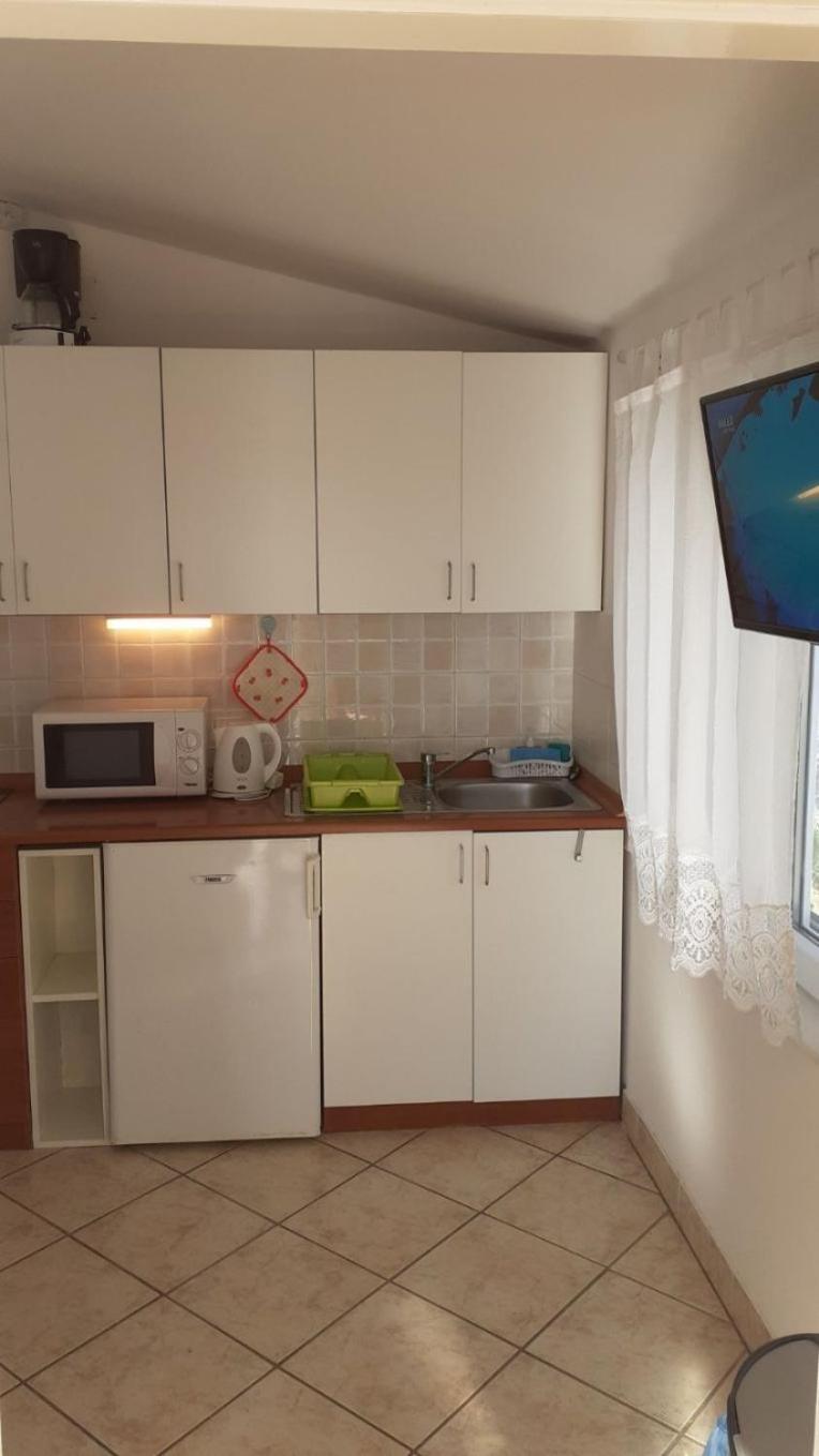 Apartments Dobri - 500M From Beach Hoek van Holland Ngoại thất bức ảnh